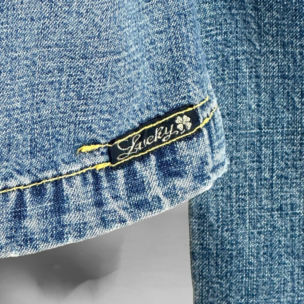 Lucky Brand Jean Jacket. - Picture 7 of 9